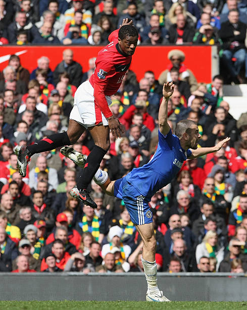 毫不妥协的 毫不妥协的